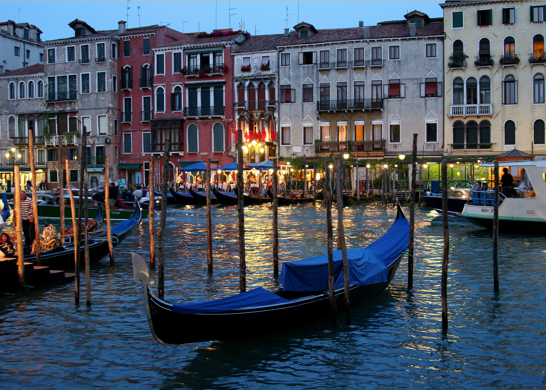 Timothy Dennis, ARCH in Italy, Venice gondolas